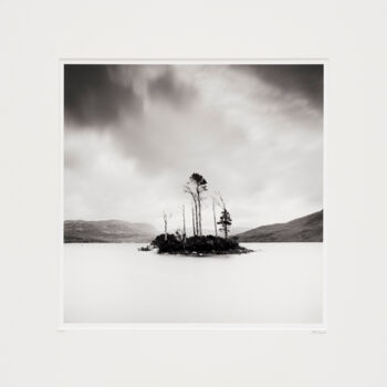 Fotografie mit dem Titel "Drowned Island Stud…" von Gerald Berghammer, Original-Kunstwerk, Analog Fotografie Auf Karton mont…