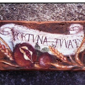 Artigianato intitolato "fortuna juvat melog…" da Silvia Benfenati, Opera d'arte originale