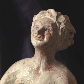 Scultura intitolato "venere pacifica" da Silvia Benfenati, Opera d'arte originale, Ceramica