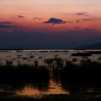 Photographie intitulée "Lke sunset" par Simon Gaitanidis, Œuvre d'art originale, Photographie numérique