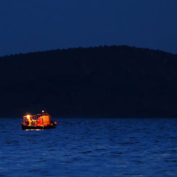 Φωτογραφία με τίτλο "Night fishing" από Simon Gaitanidis, Αυθεντικά έργα τέχνης, Ψηφιακή φωτογραφία