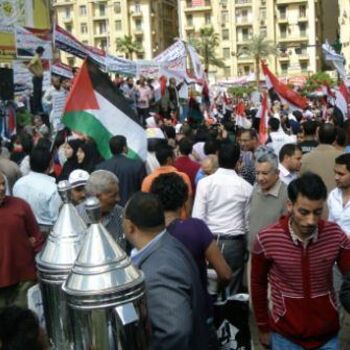 Photographie intitulée "Tahrir-7" par Sigrun Neumann (Sineu), Œuvre d'art originale