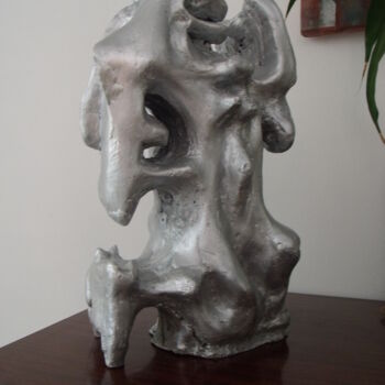 Sculpture titled "The Lady and the Cat" by Sobreira Airton, Original Artwork, Cement