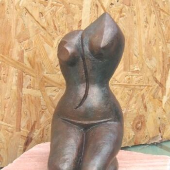 Скульптура под названием "KATHYA  Terre cuite…" - Sonia Mandel, Подлинное произведение искусства, Терракота