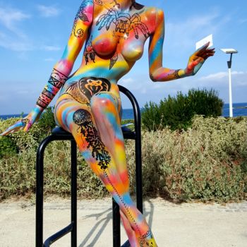 Escultura titulada "Mannequin à Biarritz" por Sonia Michel, Obra de arte original, Resina