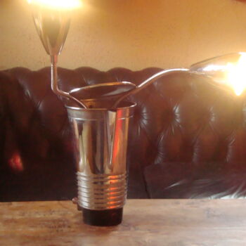 제목이 "lampe cafetiere"인 디자인 Sophie Denize로, 원작, 다른