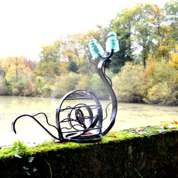 Sculpture titled "Sculpture escargot." by Sophie Et Lionel Pardessus, Original Artwork, Metals