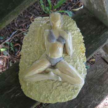 Скульптура под названием "bikini" - Sophie Jeanneau, Подлинное произведение искусства, Керамика