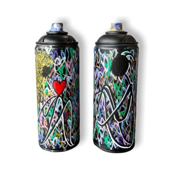Scultura intitolato "LOVE Spray Paint set" da Sos, Opera d'arte originale, Acrilico