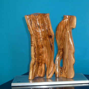 Sculpture intitulée "les-amoureux.sculpt…" par Sou, Œuvre d'art originale, Bois