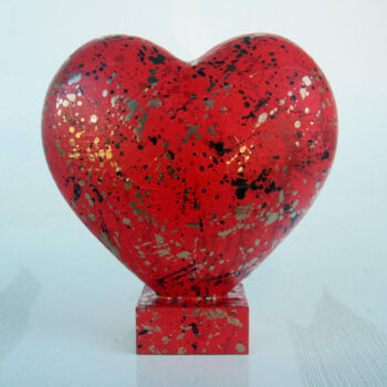 Sculpture titled "SPACO Gold  Heart L…" by Spaco, Original Artwork, Resin