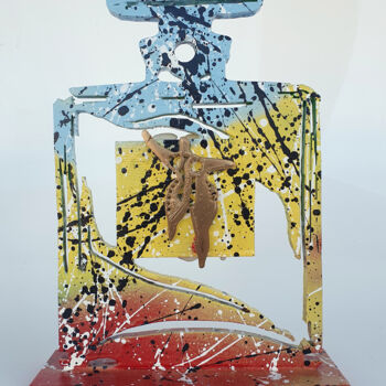 Sculpture titled "SPACO Chanel N°5 Ni…" by Spaco, Original Artwork, Resin