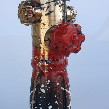 Sculpture titled "SPACO Borne fire hy…" by Spaco, Original Artwork, Plastic