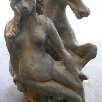 Sculpture titled "37 - DONNA CON CAVA…" by Maria Pia Rella, Original Artwork