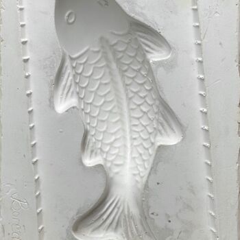 Sculpture titled "Fish irony" by Stacy Boreal, Original Artwork, Plaster