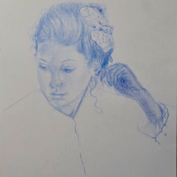 Portraitstudie junges Mädchen in blau
