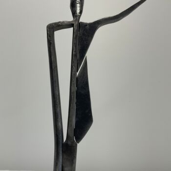 「SYNERGIE」というタイトルの彫刻 Marie Le Metourによって, オリジナルのアートワーク, 金属