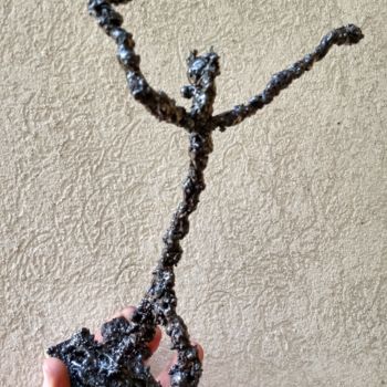 Sculpture titled "Tree man" by Stefan Obradovic, Original Artwork, Metals