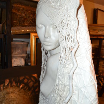 Sculpture titled "Crisalide" by Stefania Sergi, Original Artwork