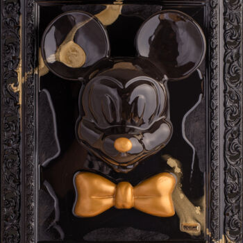 Sculpture titled "Mickey Gold" by Stefano Macrì, Original Artwork, Ceramics Mounted on Metal