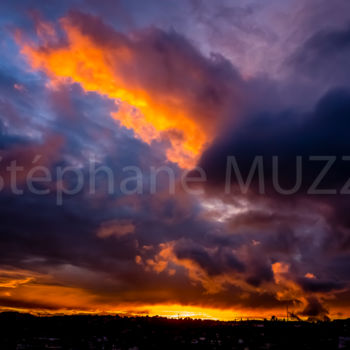 Fotografía titulada "Coucher de soleil e…" por Stéphane Muzzin, Obra de arte original