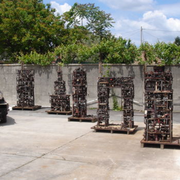 Sculpture titled "Demain la ville" by Stéphane Rozand, Original Artwork, Metals