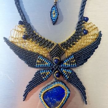 Artesanía titulada "Collier Plastron La…" por Mme Jeannette, Obra de arte original, Collares