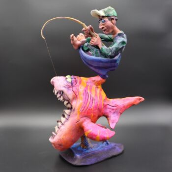 Rzeźba zatytułowany „Oops Fisherman” autorstwa Steve Smeltzer, Oryginalna praca, Ceramika