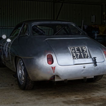 Fotografie mit dem Titel "1960 Alfa Romeo Giu…" von Stuart Row, Original-Kunstwerk, Digitale Fotografie