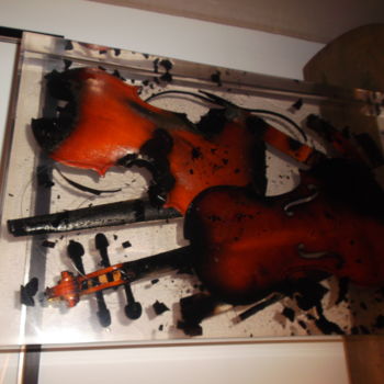 Artesanato intitulada "violon-combustion-2…" por Jean-Claude Subiros, Obras de arte originais