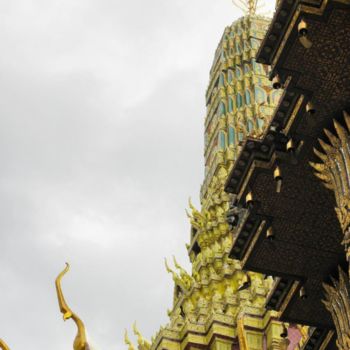 Photographie intitulée "look-up-Bangkok.jpg" par Suleiman, Œuvre d'art originale