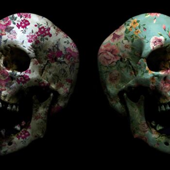 Digitale Kunst mit dem Titel "Skull Flora" von Sumit Ratta, Original-Kunstwerk, Digitale Malerei