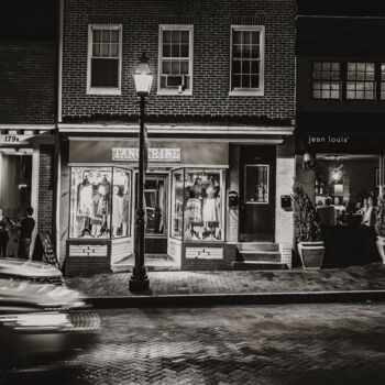 Фотография под названием "Annapolis After Dark" - Susan Maxwell Schmidt, Подлинное произведение искусства, Цифровая фотограф…