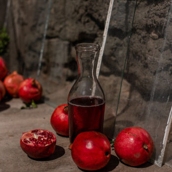 Photography titled "Pomegranate juice" by Suvorova Xenia, Original Artwork, Digital Photography