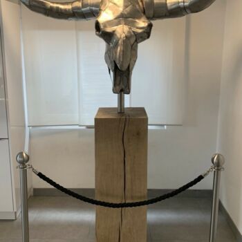 Sculpture titled "bull on wood" by Sven Göfert, Original Artwork, Stainless Steel