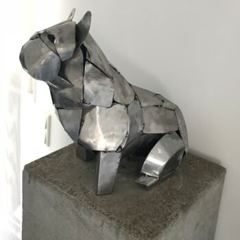 Sculpture titled "french bulldogg" by Sven Göfert, Original Artwork, Metals