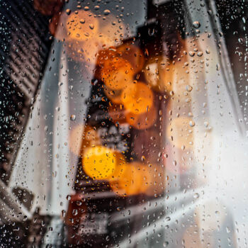 Photography titled "RAINY DAYS IN NEW Y…" by Sven Pfrommer, Original Artwork, Analog Print Mounted on Aluminium