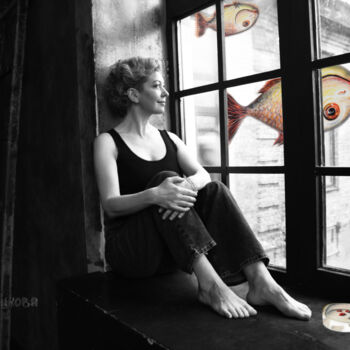 Digitale Kunst getiteld "Fish outside the wi…" door Svetlana Aleynikova, Origineel Kunstwerk, Foto Montage