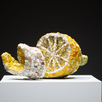 Sculpture intitulée "Yellow fruit" par Svitlana Karunska, Œuvre d'art originale, Mosaïque