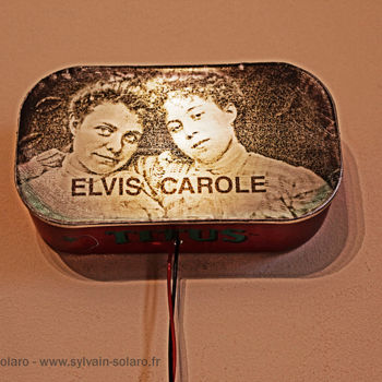 Photographie intitulée "Elvis Carole" par Sylvain Solaro, Œuvre d'art originale