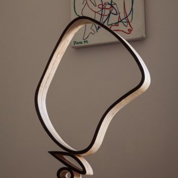 Sculpture titled "Gil" by Sylvain Hardy, Original Artwork, Wood