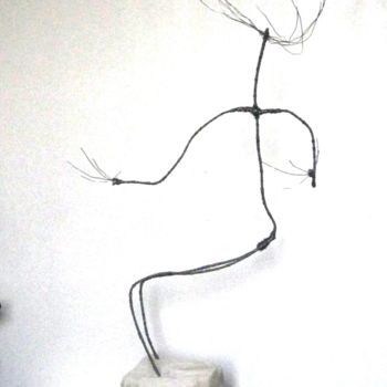 Sculpture titled "FILEAS" by Sylvia Janik, Original Artwork, Metals