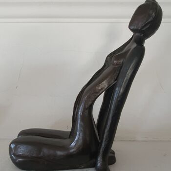 Sculpture titled "Liane" by Sylvie Allais, Original Artwork, Terra cotta