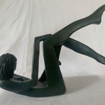 Sculpture titled "TAMARA" by Sylvie Allais, Original Artwork, Terra cotta