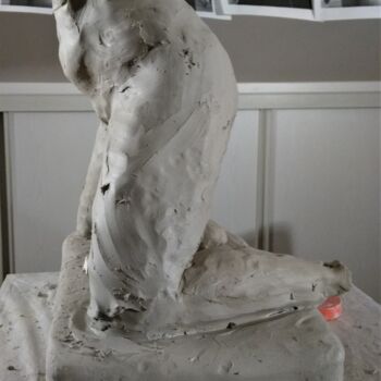 Sculptuur getiteld "étape 3" door Sylvie Bourély (SB), Origineel Kunstwerk, Klei