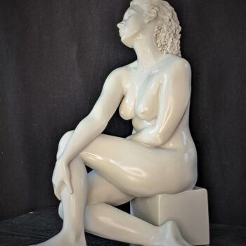 「L'ATTENTE.」というタイトルの彫刻 Sylvie Bourély (SB)によって, オリジナルのアートワーク, 粘土