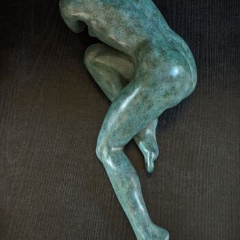 雕塑 标题为“Belle endormie vers…” 由Sylvie Bourély (SB), 原创艺术品, 粘土