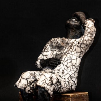Sculpture titled "Crocs boy" by Sylvie Janssen, Original Artwork, Clay
