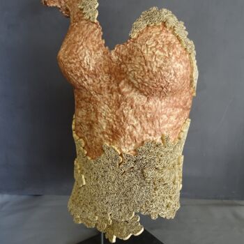 Скульптура под названием ""Kristina"" - Sylvie Loudieres, Подлинное произведение искусства, Бумага
