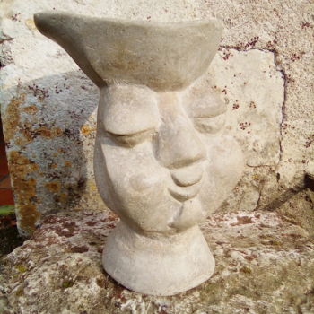 Sculpture titled "Humfh" by Sylvie Michel, Original Artwork, Cement